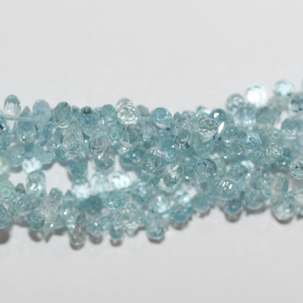 Cuentas de aguamarina facetadas de 8" x 7 x 4 mm, aprox. - Hilo de 20 cm.