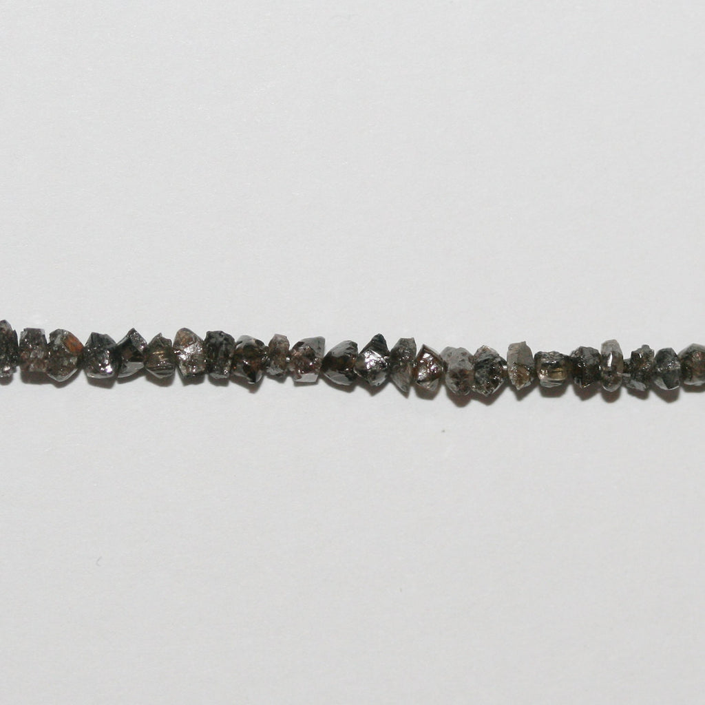 Cuentas de diamante gris sin pulir de 6" (2-3 mm aprox. - Hilo de 17 cm)