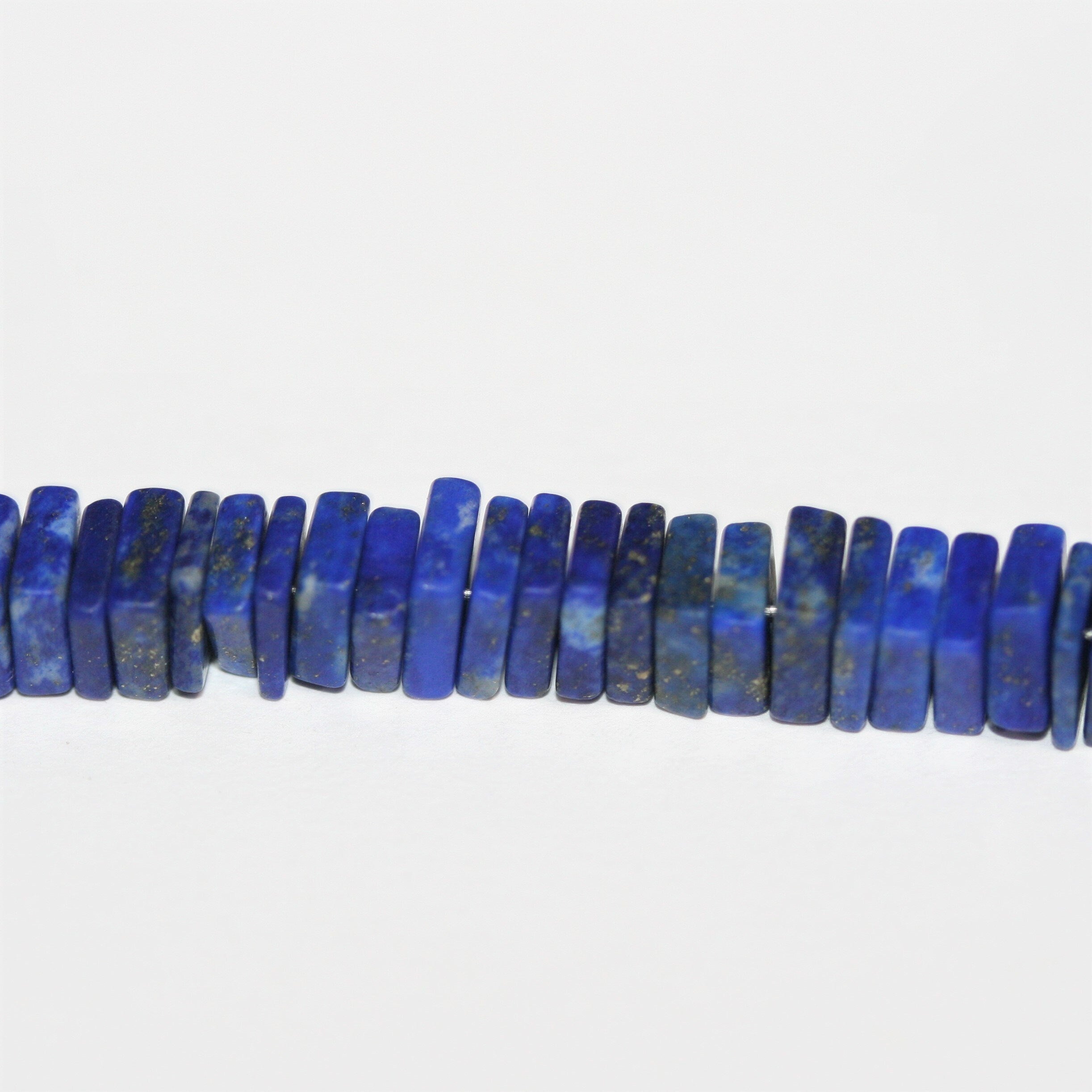 16" Cuentas cuadradas planas lisas de lapislázuli de San 6x2 mm - Hilo de 42 cm.