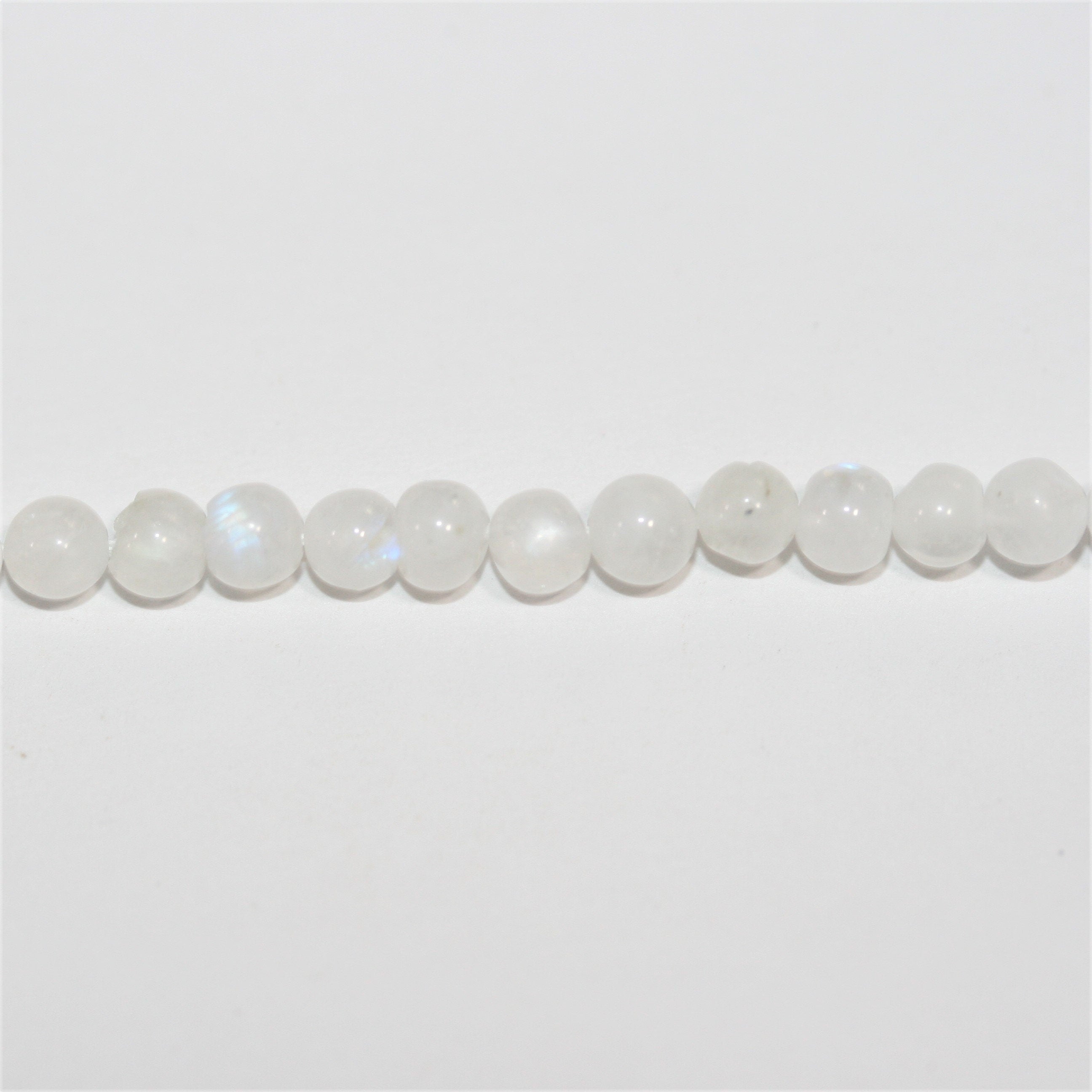 13" St Moonstone Smooth Round Beads 4-4.5mm -Strand 34cm.