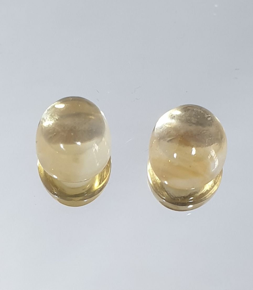 Citrine Pair 10x8mm Cabochon Shape 10x8mm. 2 pcs