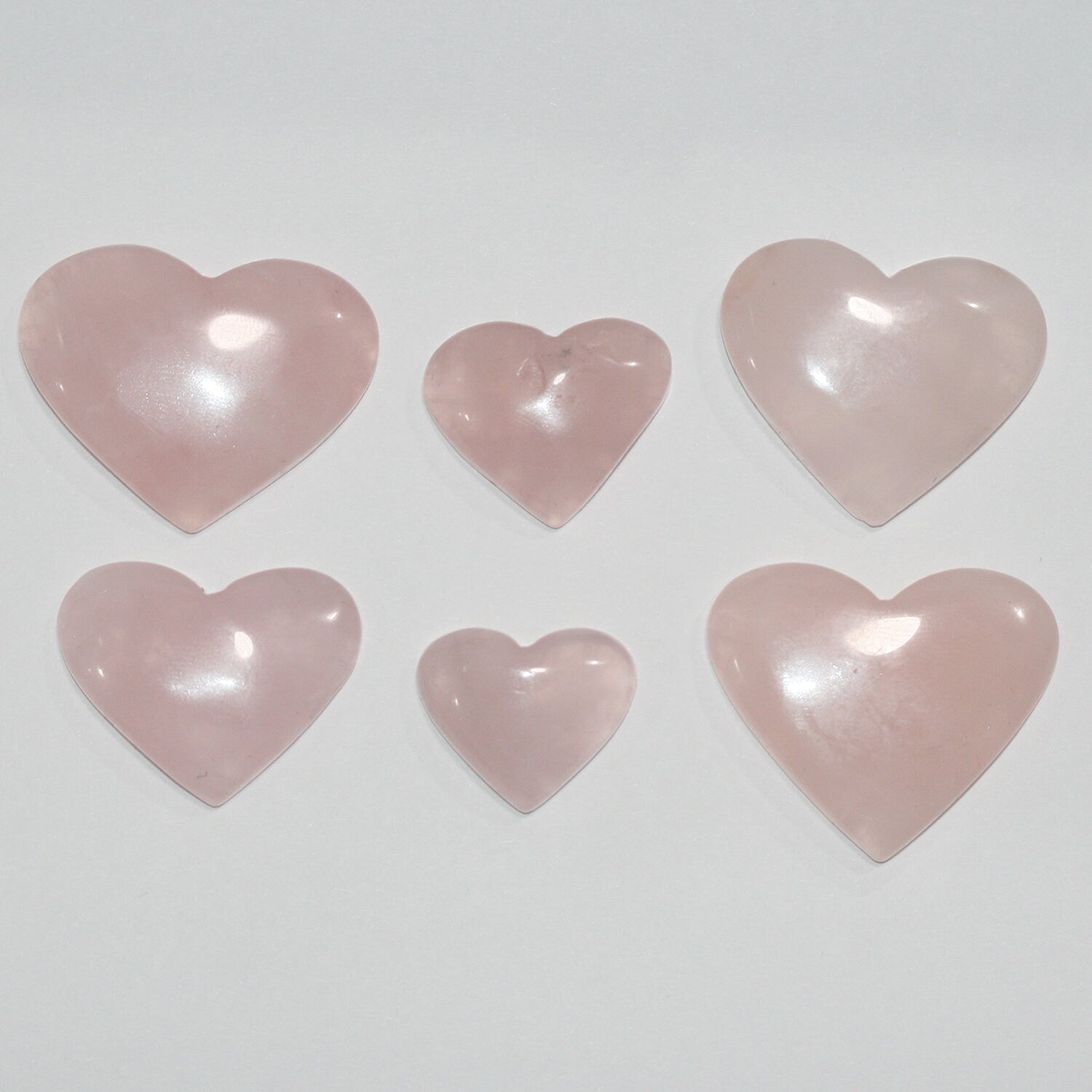 Pendentif cœur lisse en quartz rose sans perçage 20-40 mm.