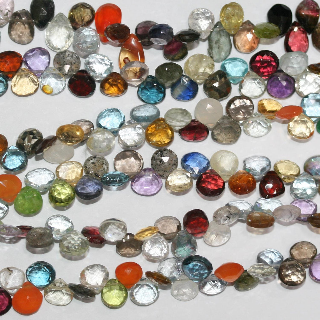 Perles en forme de goutte à facettes en pierre multiple de 8 pouces, 5-6 mm environ - Fil de 20 cm.