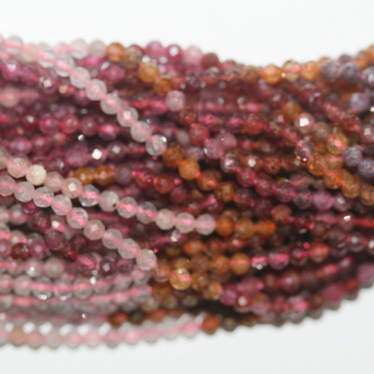 15" St Rubi-Saphir Perles Rondes Facettées 2,5 mm.-Rig 39 cm.