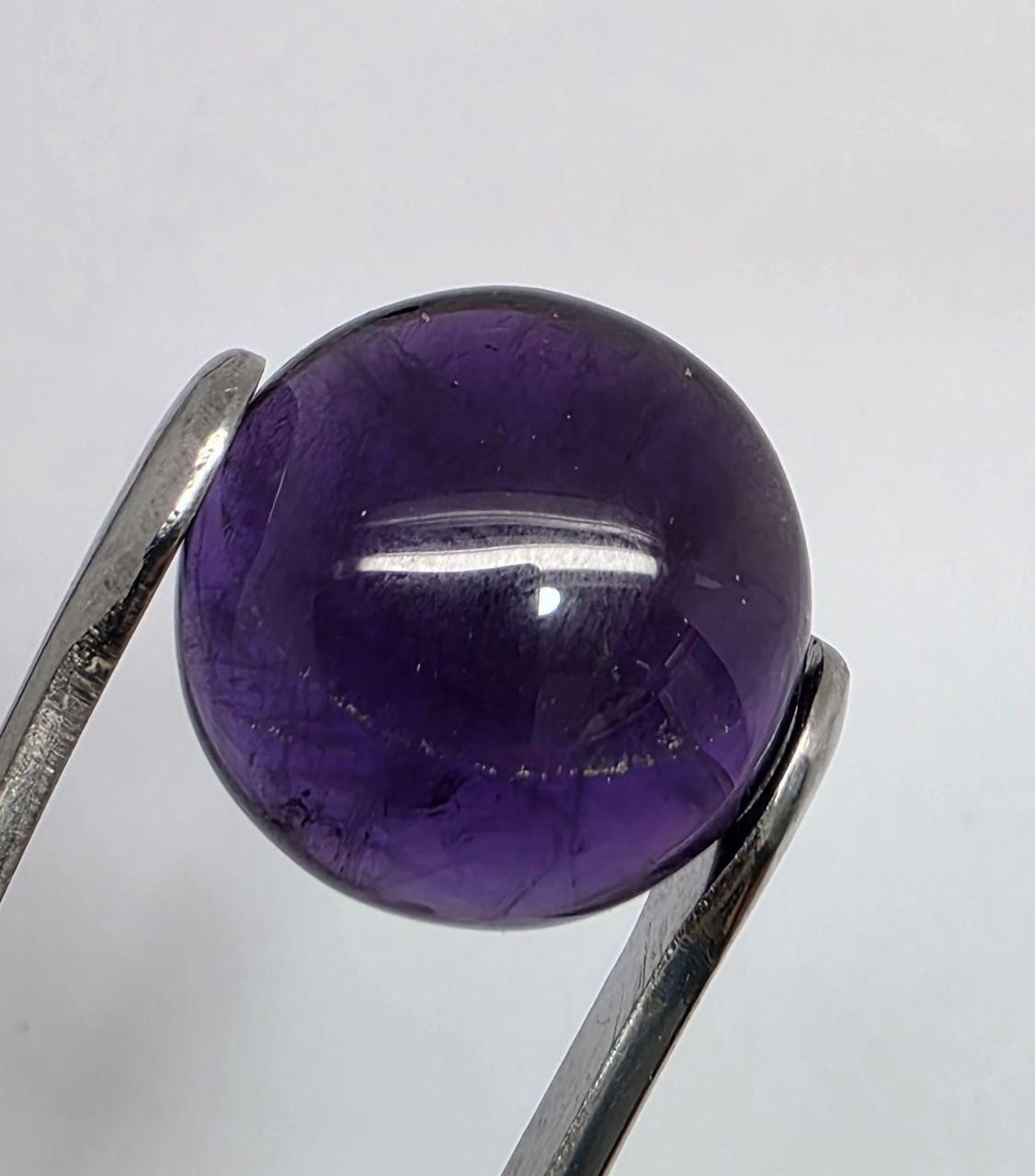 Amethyst Round Cabochon 18mm.(19.4ct.).
