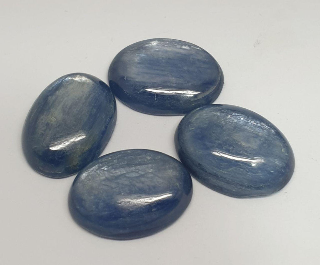 Lote de 4 cabujones ovalados de cianita de 12 x 16 mm (4 piezas)