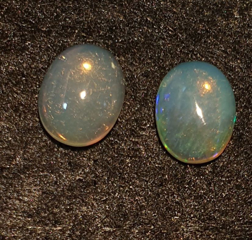 2 pcs  Oval  Opal Cabochons 8x6mm - Natural Untreated Gemstone - Opal Cabochon