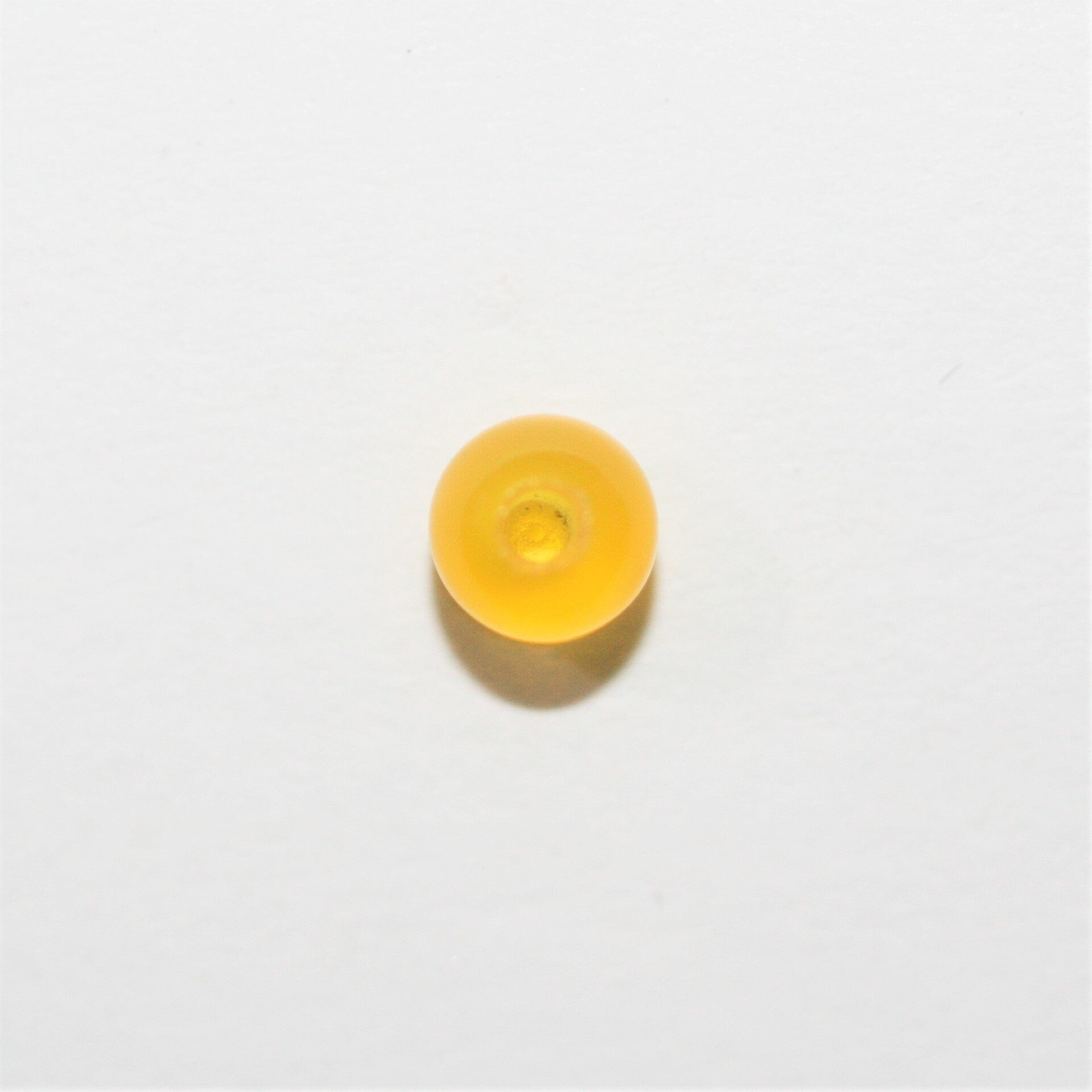 Ágata Amarilla Semiperforada Redonda Lisa 4mm.- 10 Piezas