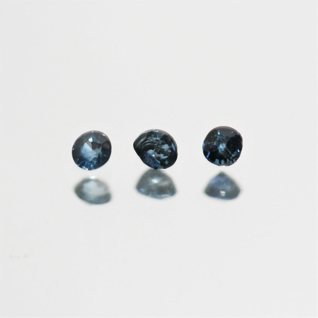 Lote de zafiro azul redondo facetado de 1,5 mm - Lote de 2 quilates