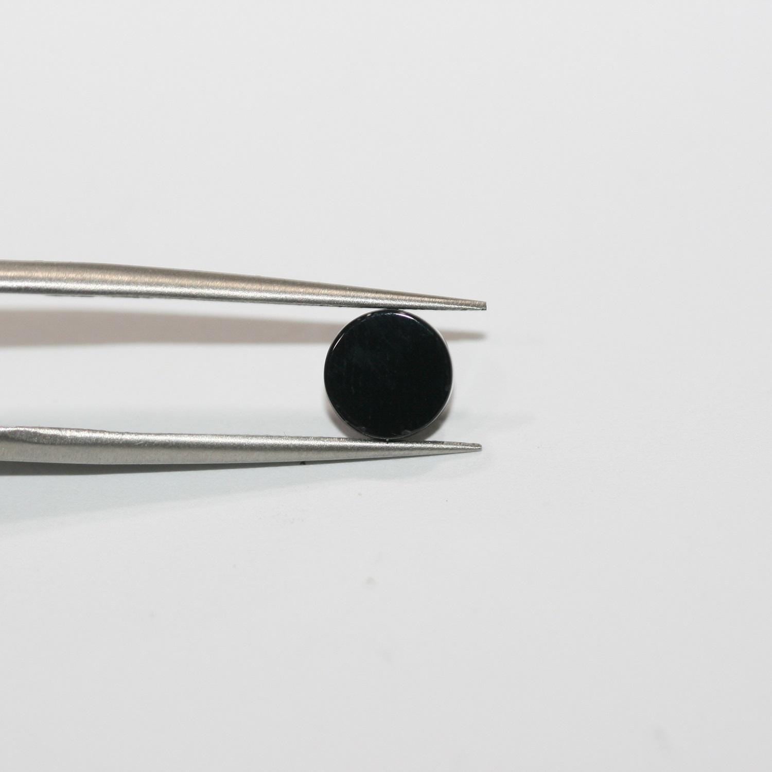 Onyx Smooth Disc Cabochon 7mm. (15 Pieces).