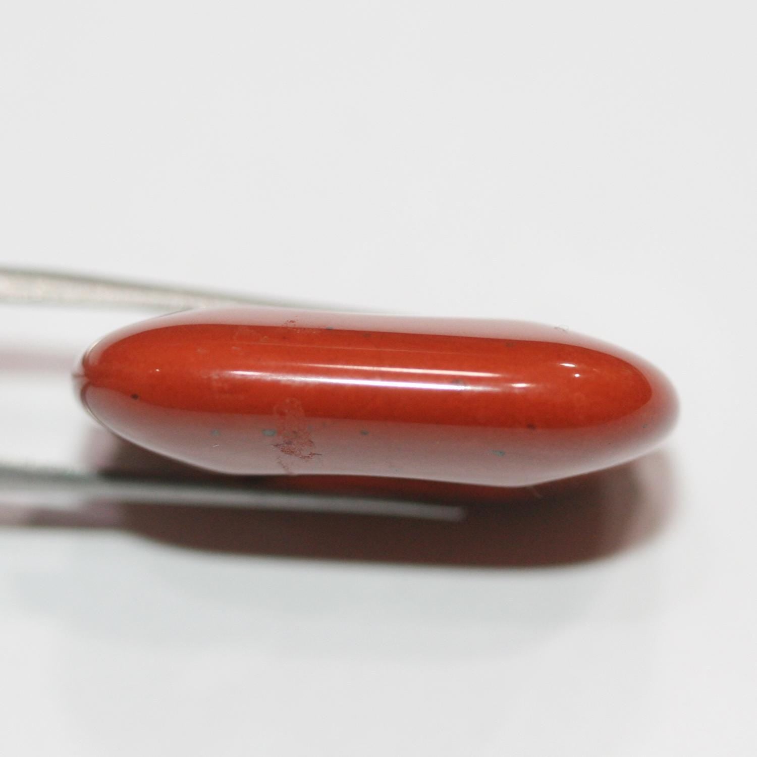 Pendentif carré lisse en jaspe rouge 30 mm