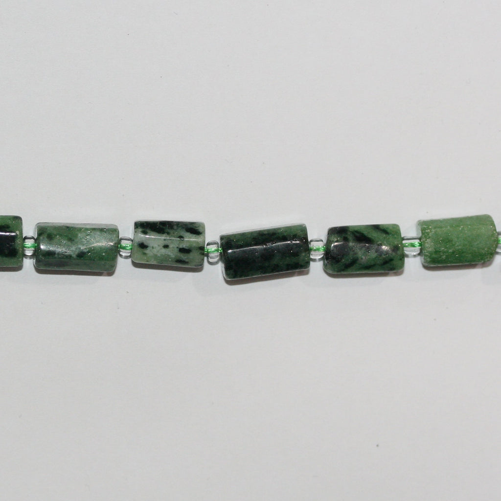 Cuentas de barril liso de zoisita y rubí de 16", 12 x 6 mm. Aprox. - Hilo de 40 cm.