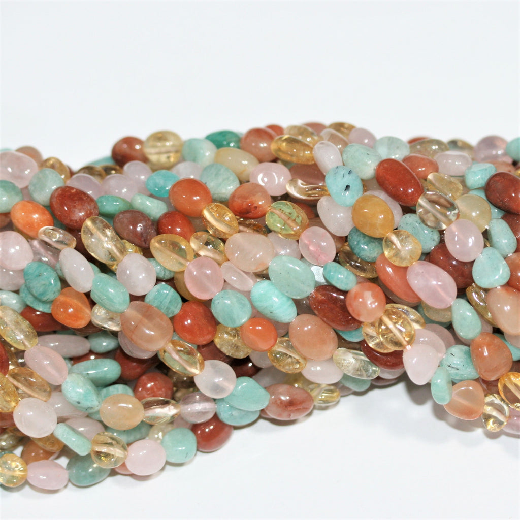 15" St. Perles de pierre multicolores lisses en forme de pépite, 8-10 mm. Environ - Longueur du fil : 38 cm.