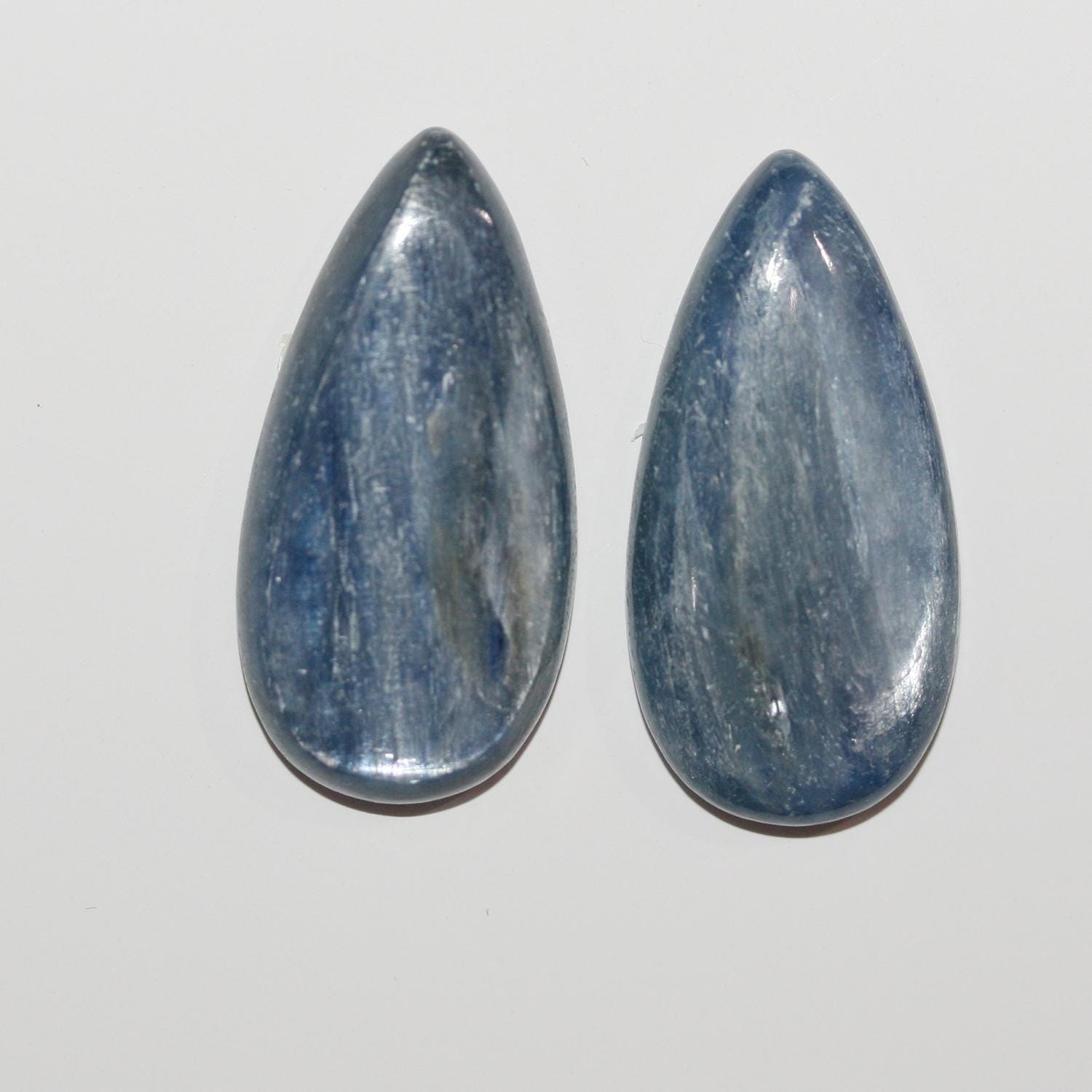 Lote de 2 cabujones de cianita en forma de gota de 30 x 15 mm (2 uds.).