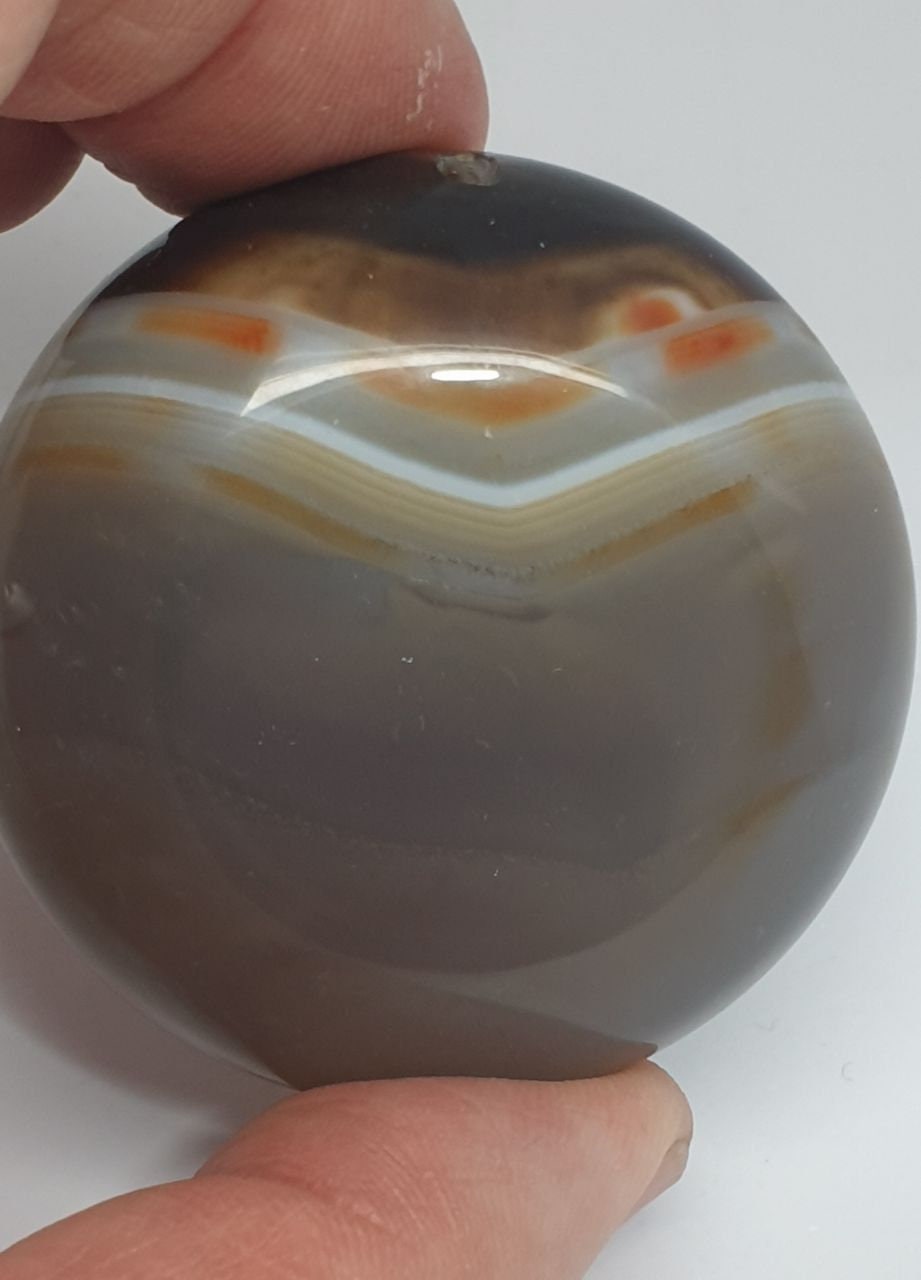 Pendentif rond en agate naturelle non teintée 50 mm - Agate aux vertus curatives