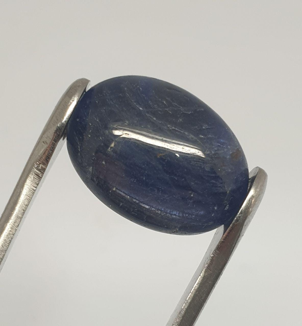 Big Natural Dark Blue Sapphire Oval Cabochon 17.9x13.1mm. (15.7ct.)