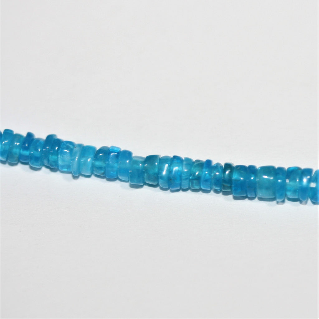 16" Cuentas de disco lisas de apatita azul St 4x1 mm. - Hilo de 40 cm.