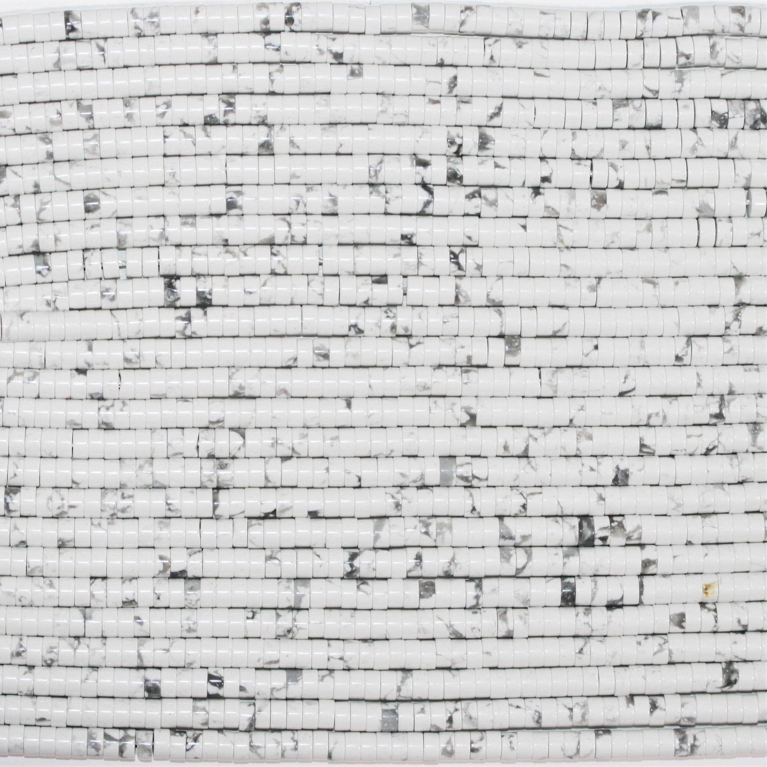 Perles de disque lisses en howlite blanche St 15" 4x2mm.-Bring 39cm.