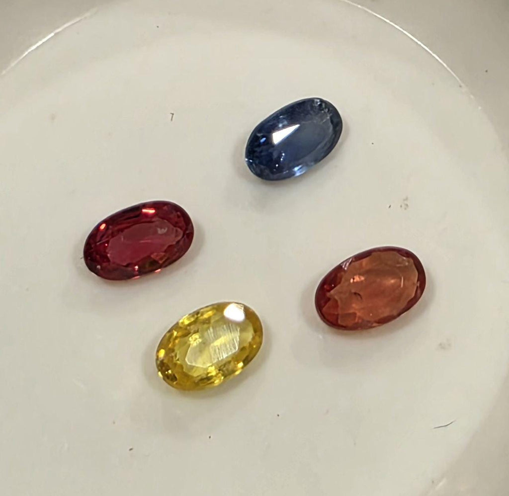 Lote de zafiros multi-óvalos naturales de 4 x 3 mm, color verde, amarillo y naranja - Venta al por mayor - Piedras de primera calidad
