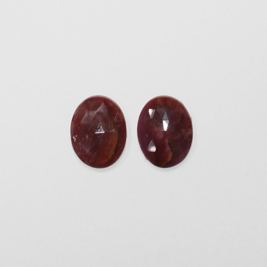 2 Pcs Faceted Oval Ruby Cabochon. 16x14 mm. (2 pcs.).- Ref: 1224CB