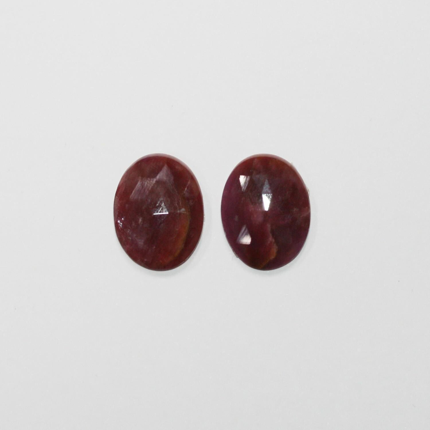 2 Pcs Faceted Oval Ruby Cabochon. 16x14 mm. (2 pcs.).- Ref: 1224CB
