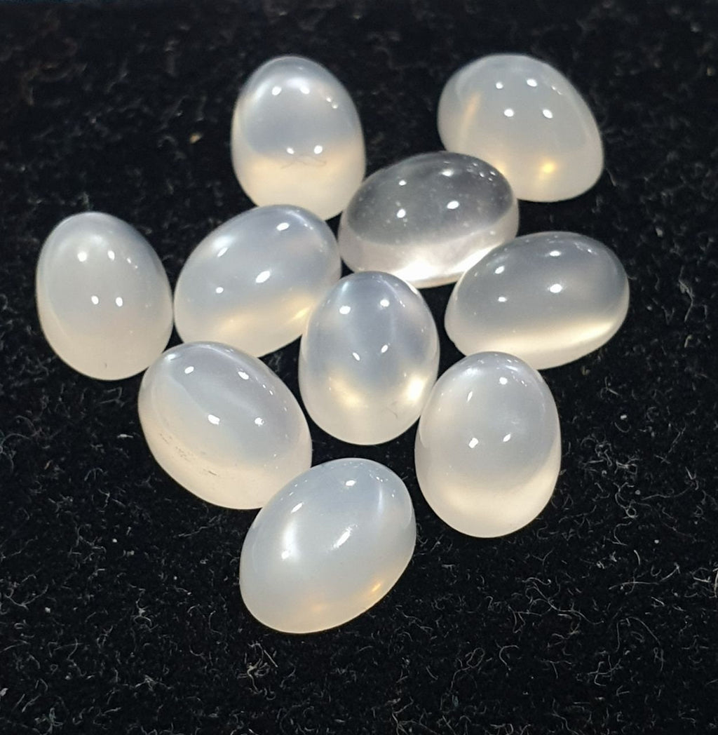10 Pcs Lot White Moonstone Oval Cabochon 7x5mm. (10 pcs.)