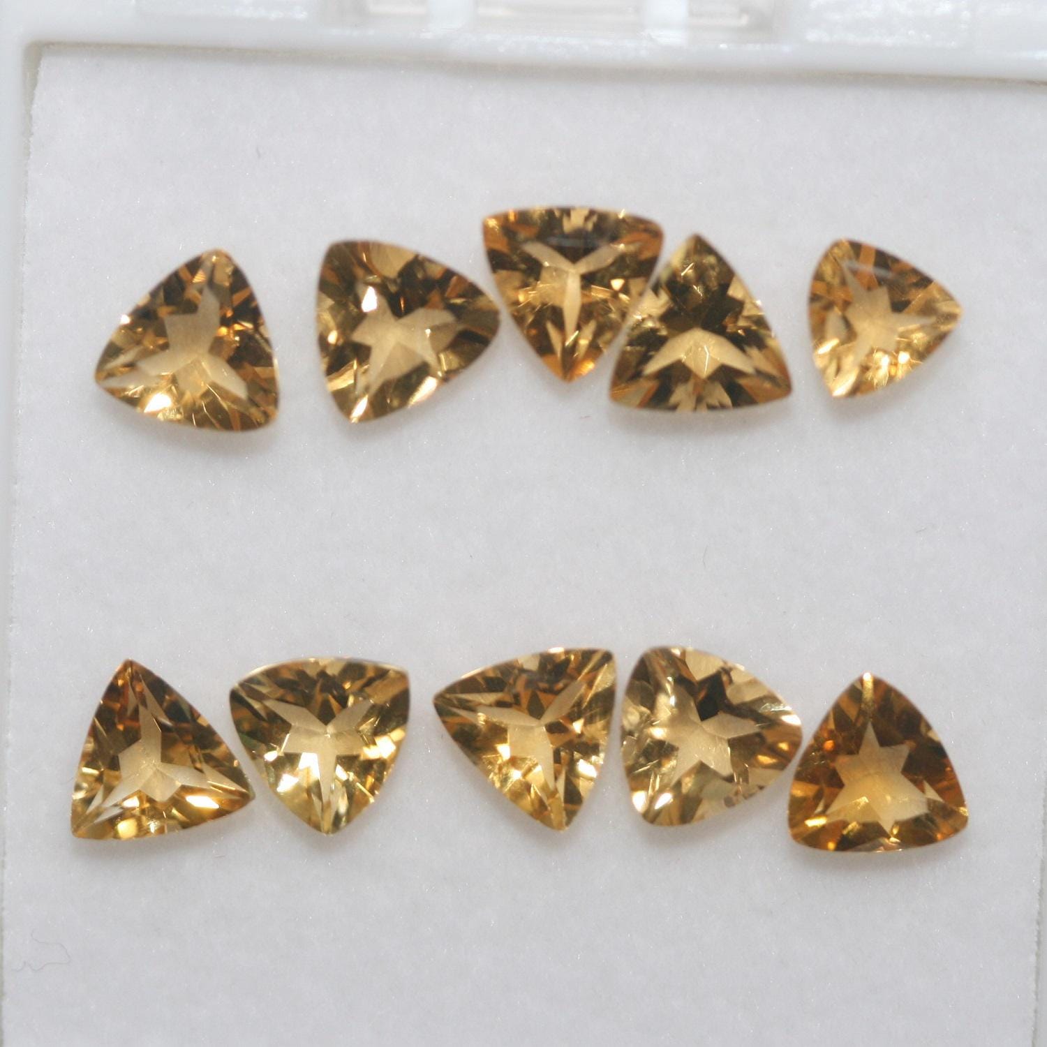 10Pcs. Lot Faceted Trillion Citrine 6mm (10 pcs) - Ref. 648LO