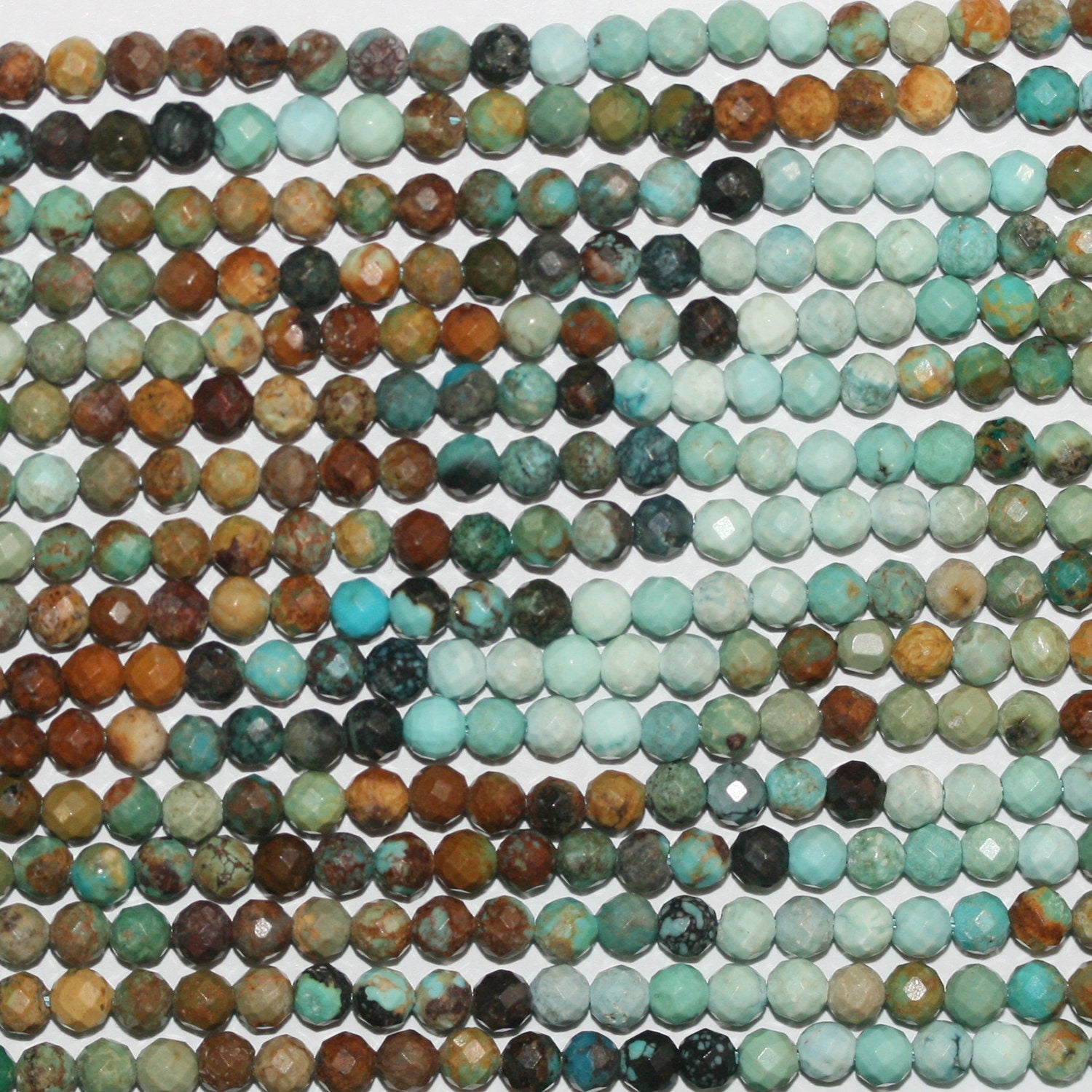 15" Perles rondes à facettes en turquoise St 3 mm.-Rig. 39 cm.