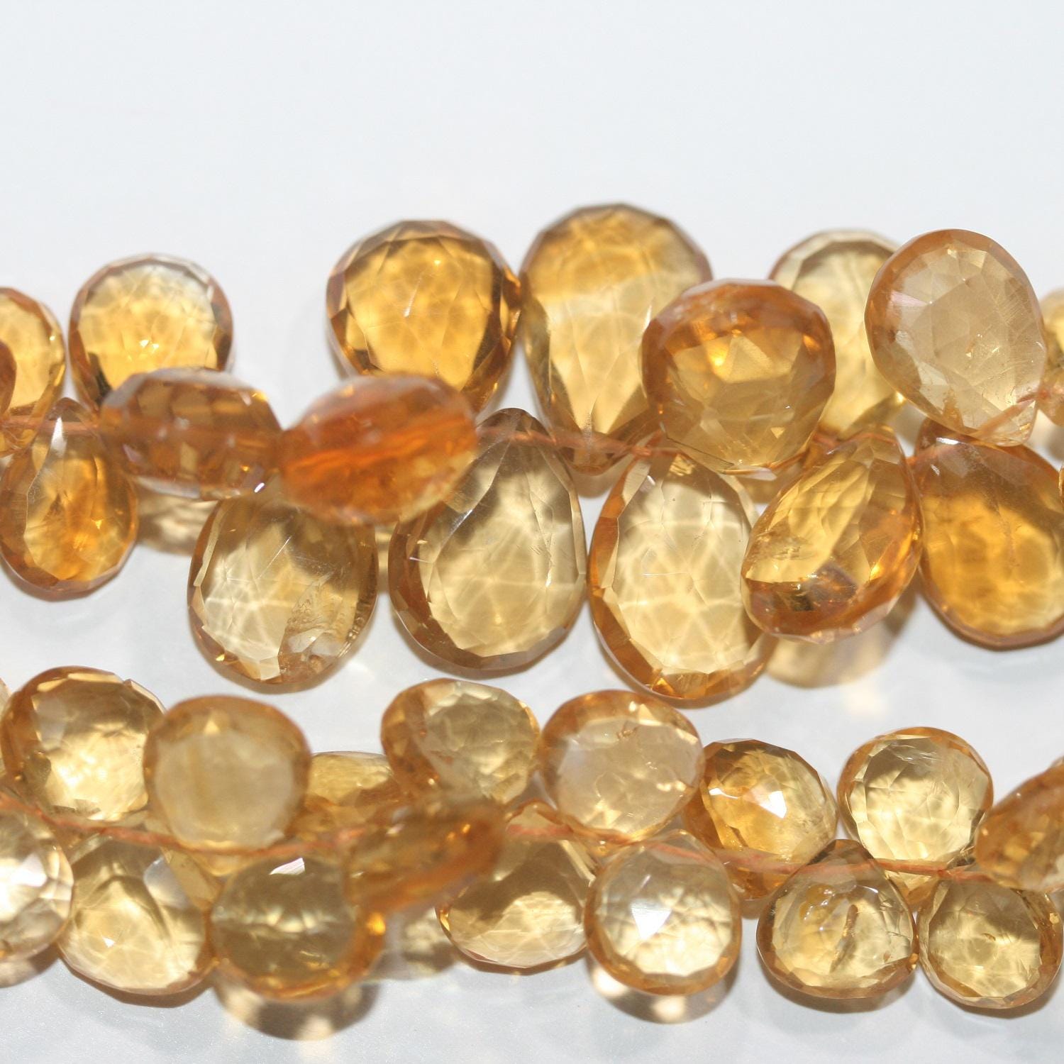Perles en citrine St de taille graduée en forme de goutte, 8 pouces, 13 x 9,5 mm - 9 x 7 mm. Environ - Fil de 20 cm.