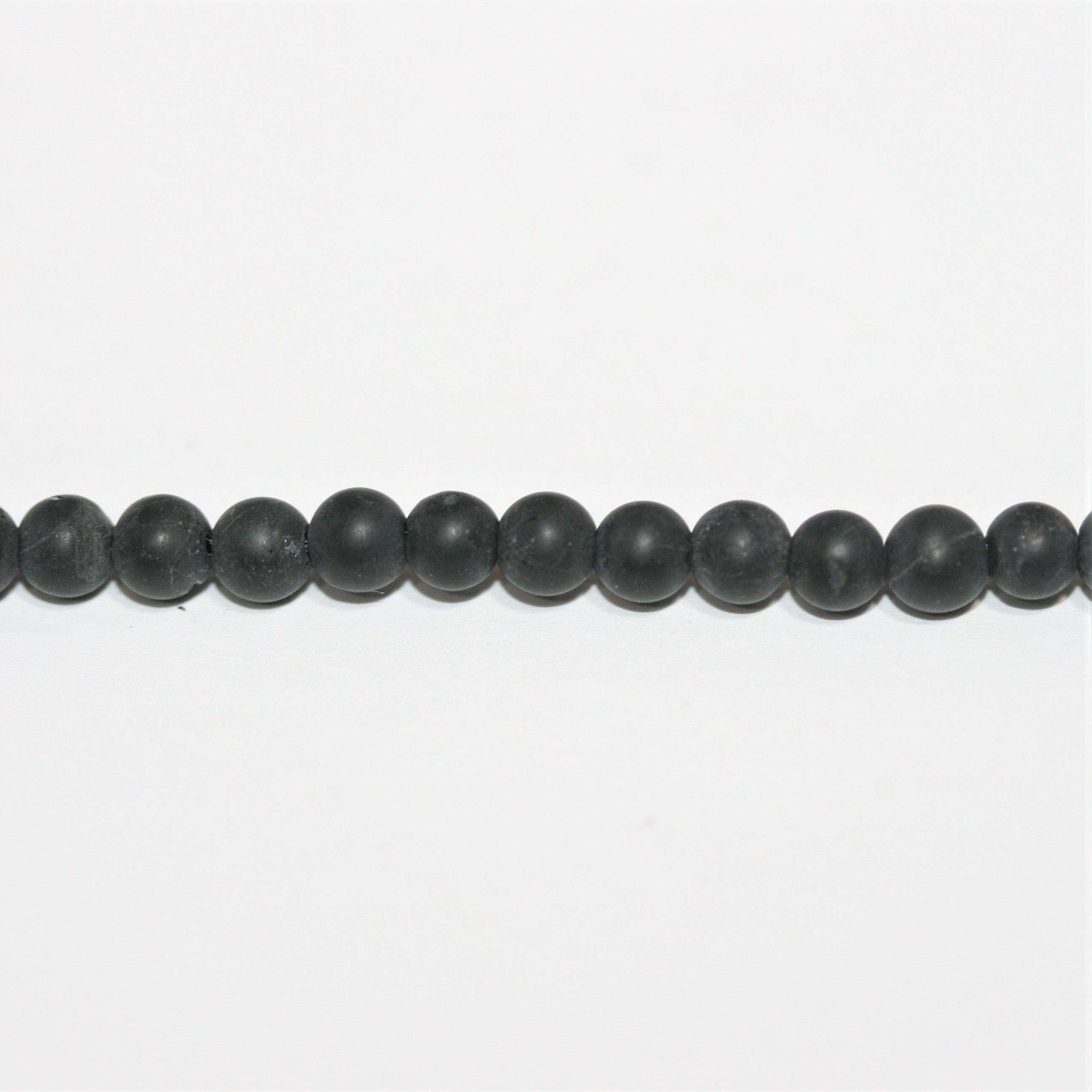 15" St. Black Tourmaline Finition Mate Perles Rondes Lisses 4mm.- Brin 39cm.