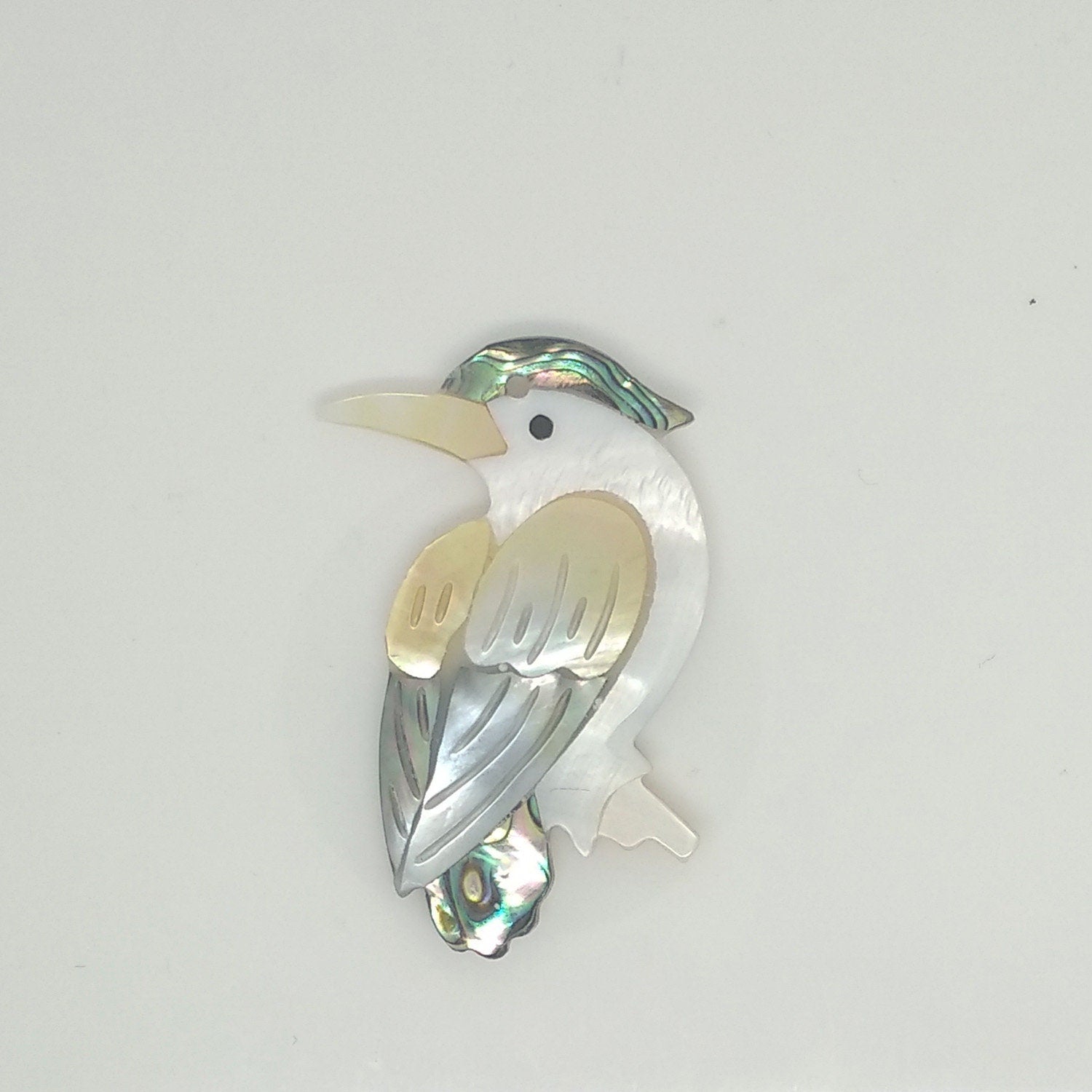 Pendentif colibri en nacre naturelle 51 x 26 mm - Pendentifs en nacre et coquillage