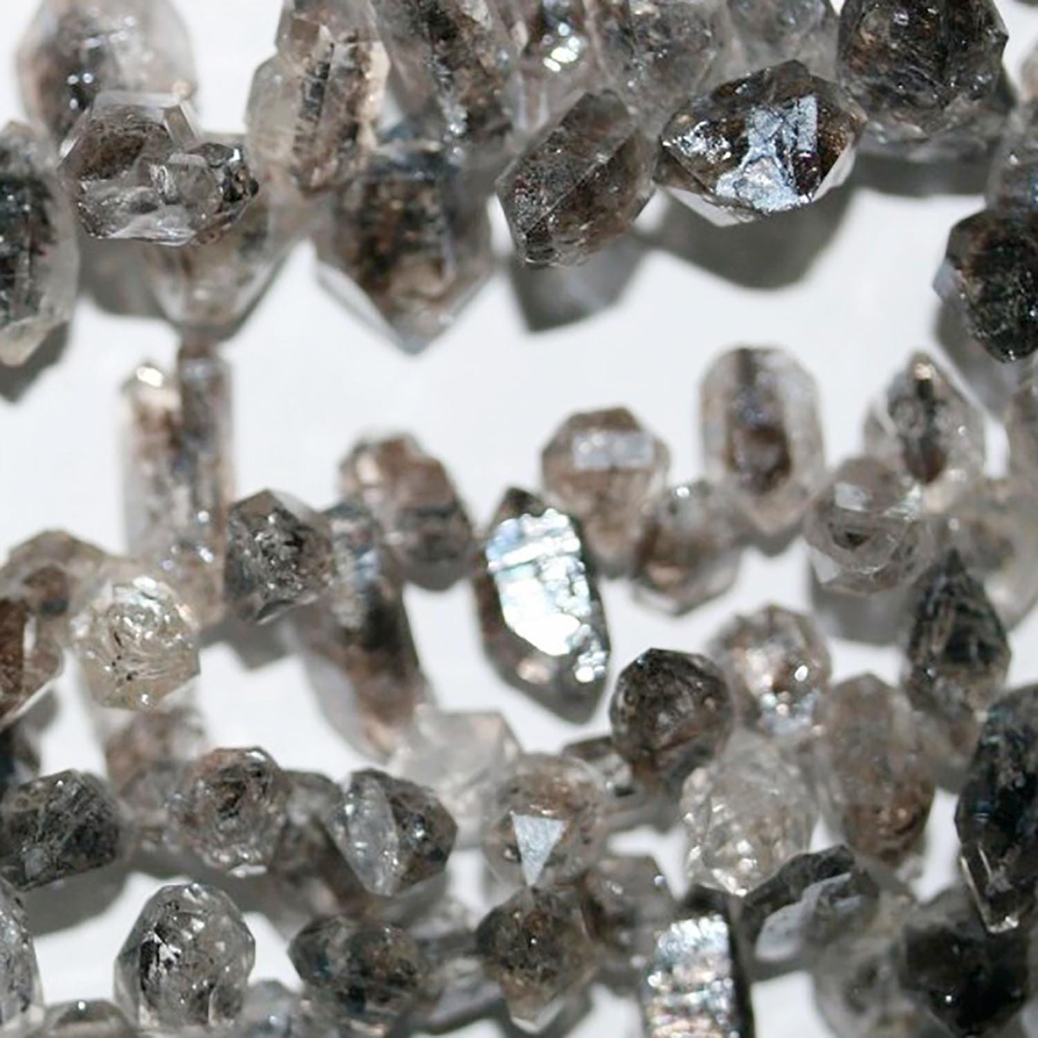 Perles de quartz St Herkimer facettées en forme de pépites (12 x 6 mm environ) - Longueur du fil : 38 cm