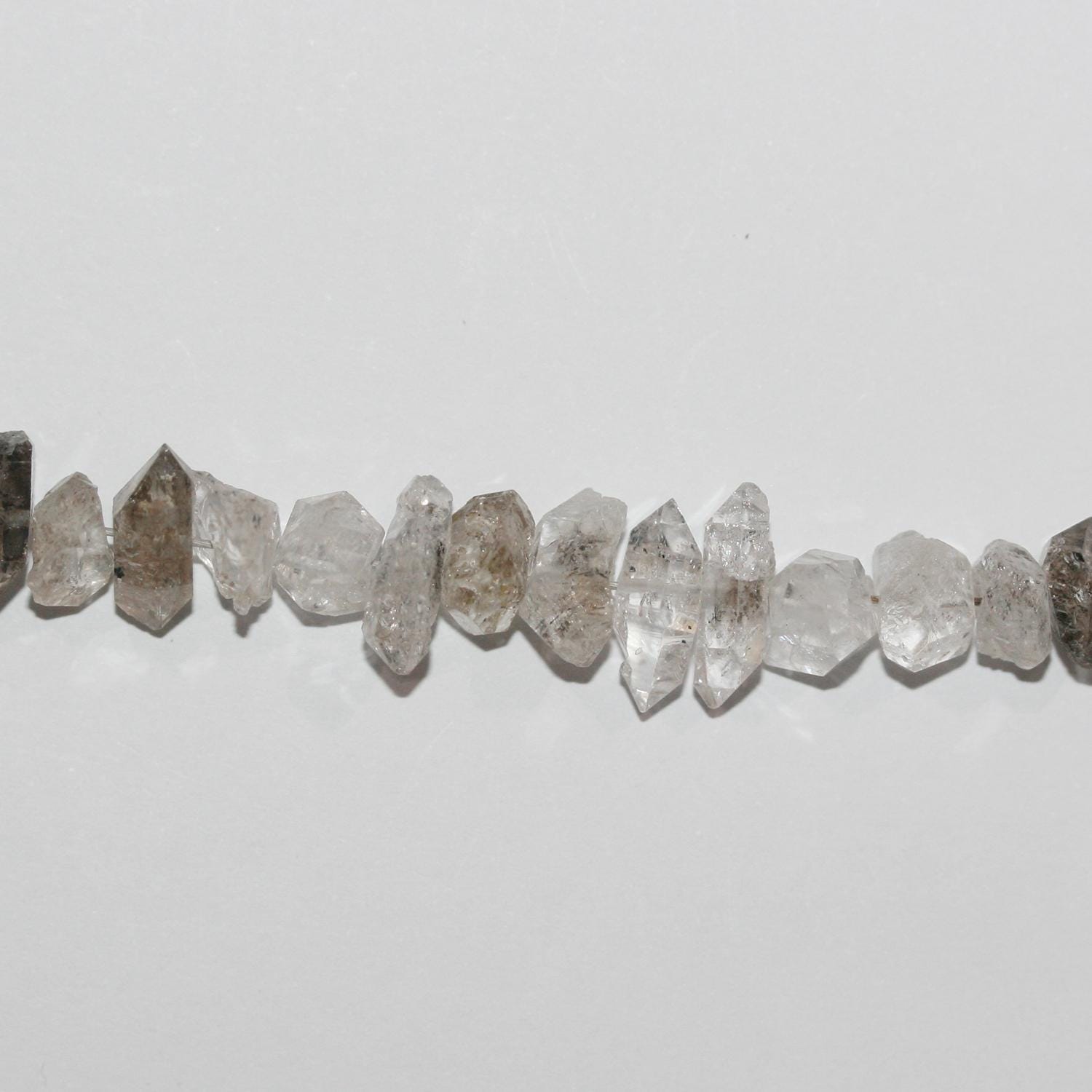 Cuentas de pepitas facetadas de cuarzo St Herkimer de 16", 8-10 mm aprox., tira de 40 cm.