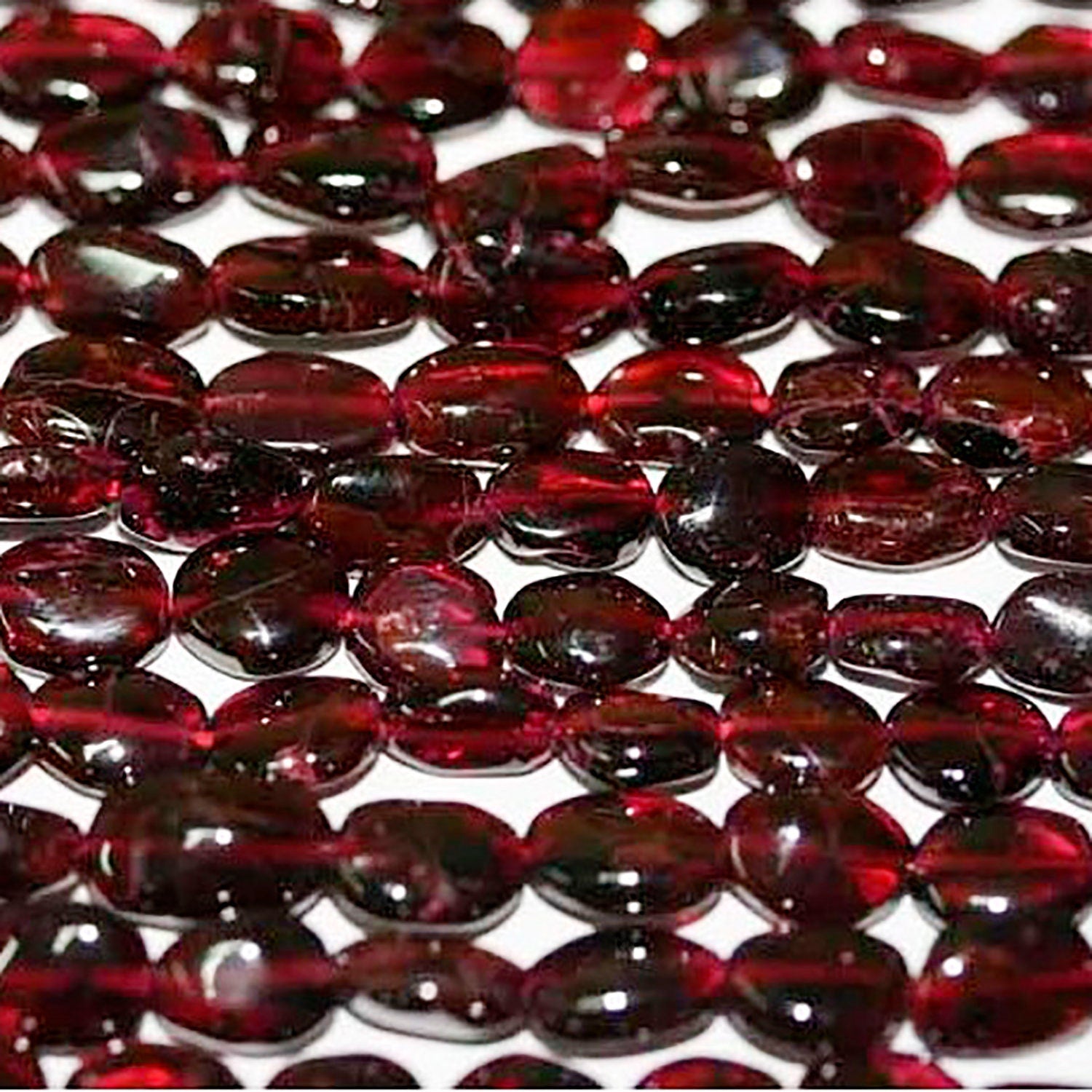 14" St Garnet Smooth Oval Beads 8x6mm. Approx. -Strand 36cm