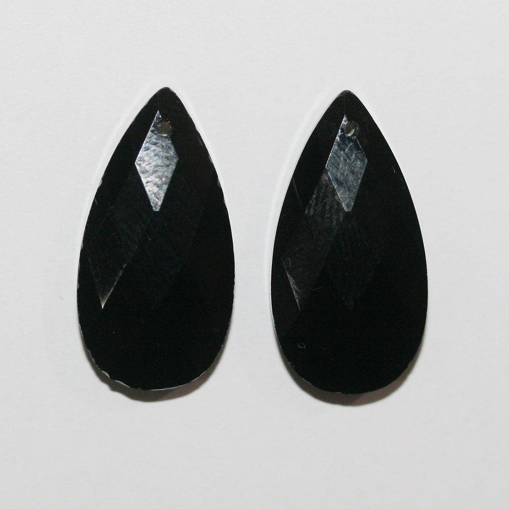 Pendentif en obsidienne facettée en forme de goutte 25x13mm.( 1 paire )