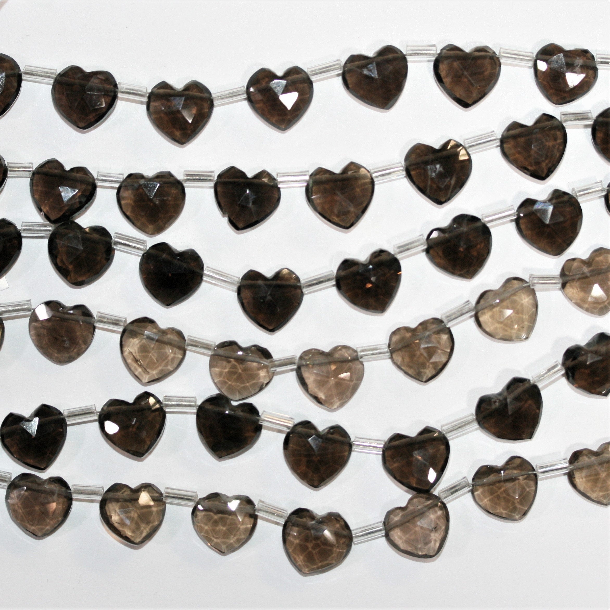 Cuentas de corazón facetadas de cuarzo ahumado de 6" de St., 9-10 mm, hilo de 16 cm.