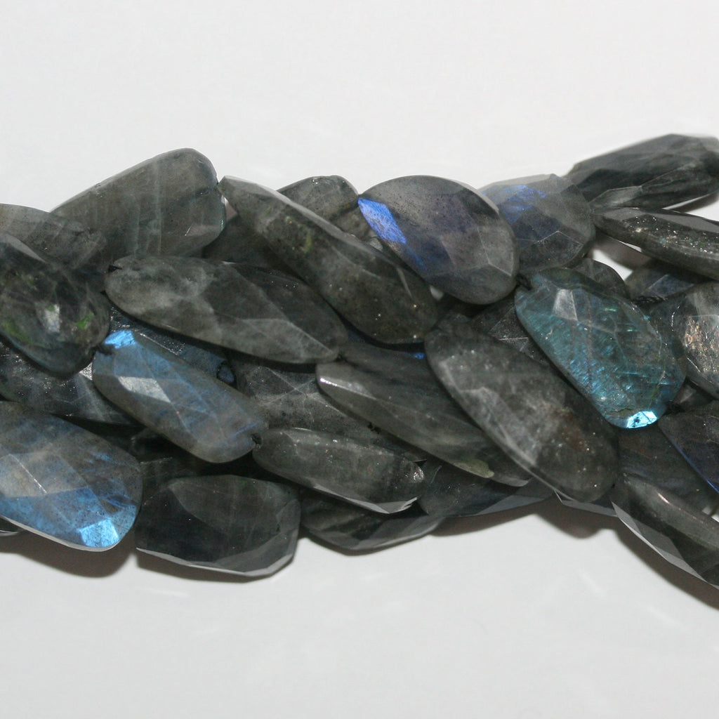 14" St Labradorite Faceted Nugget Beads 19x12mm. Approx.- Strand 37cm