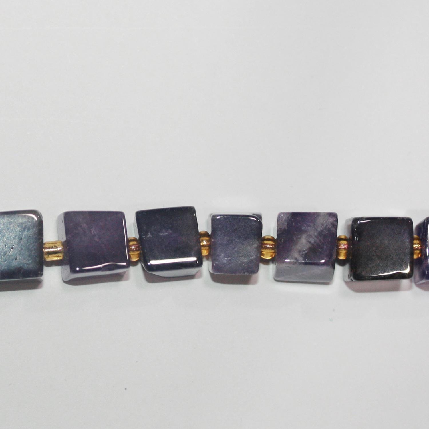 15" St Améthyste Cube Lisse Irrégulier Perles 8-9mm Environ-Rig 39cm.