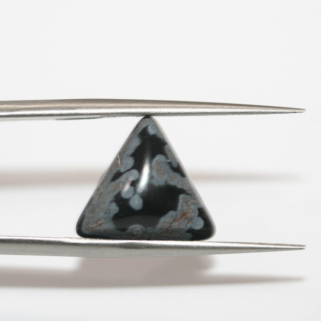 Lot de 6 cabochons triangulaires lisses en obsidienne Nevada (6 pièces) de 12,5 mm