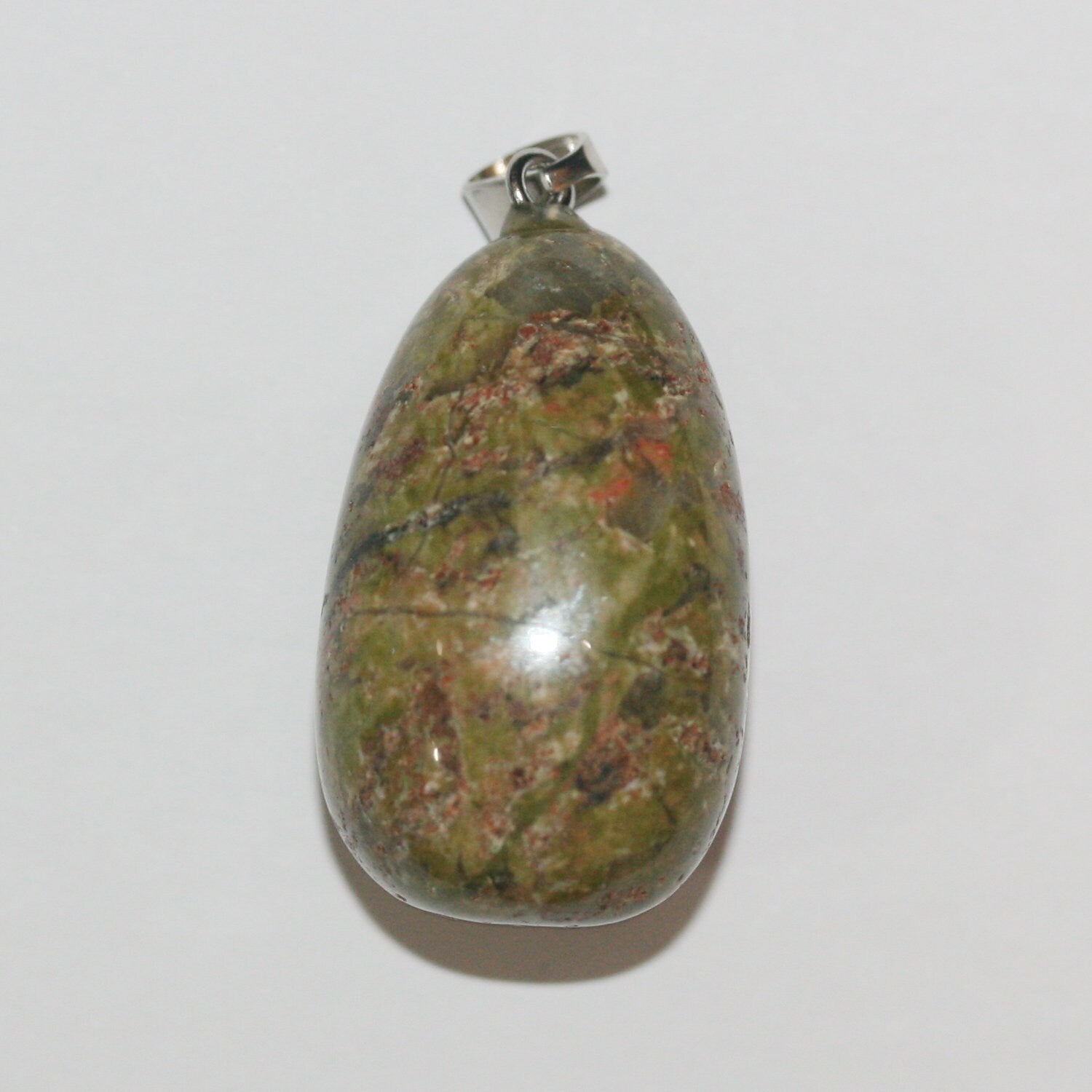 Pendentif pépite d'unakite 35x21mm.-Environ.