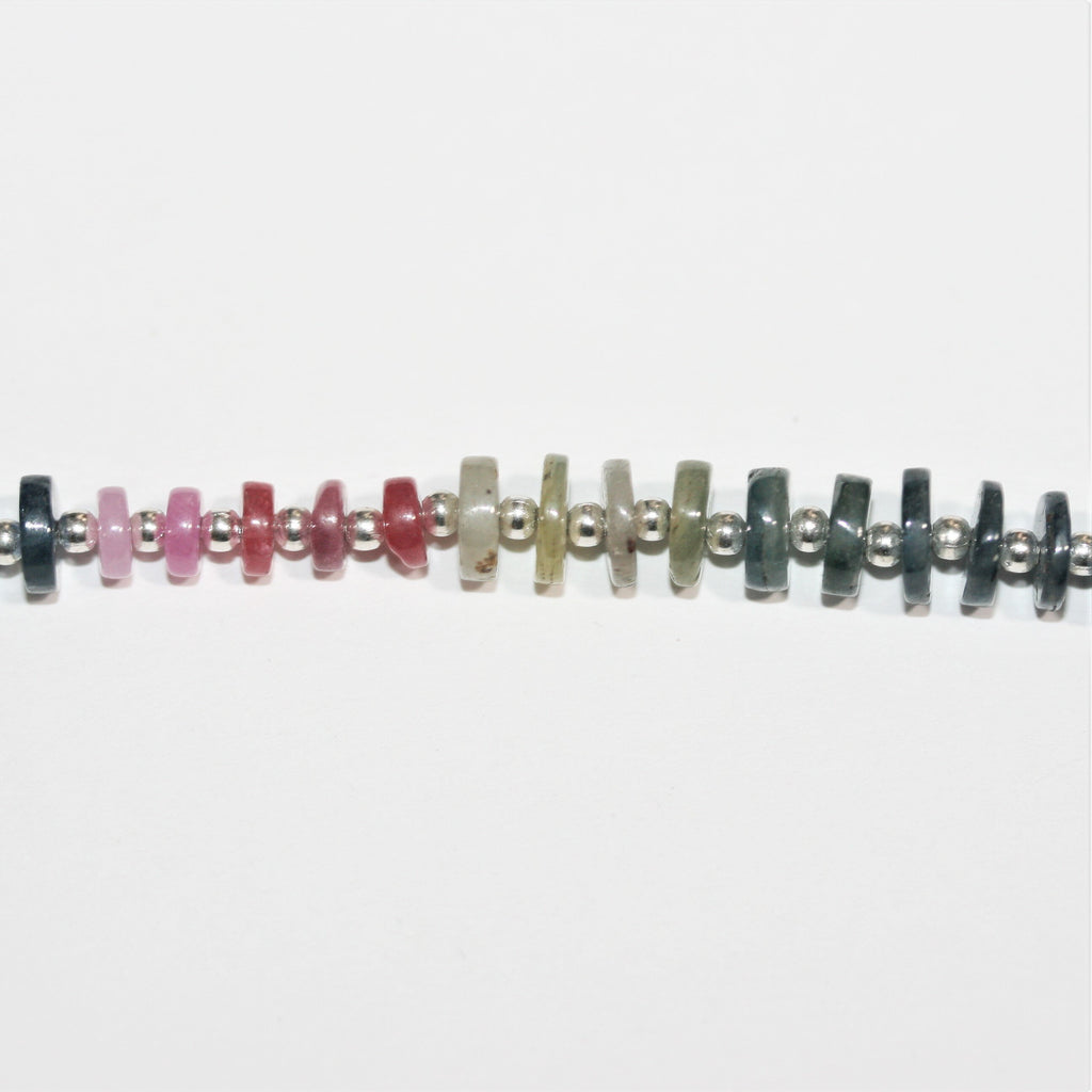 Cuentas redondas lisas de zafiro múltiple de 8" de St. 6 x 2 mm - Hilo de 20 cm.