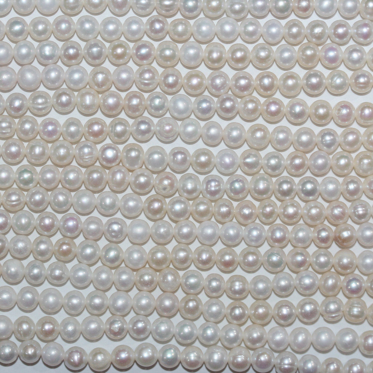 Perla de agua dulce redonda de 14" (5-5,5 mm) - Hilo de 37 cm - Precios al por mayor de perlas naturales