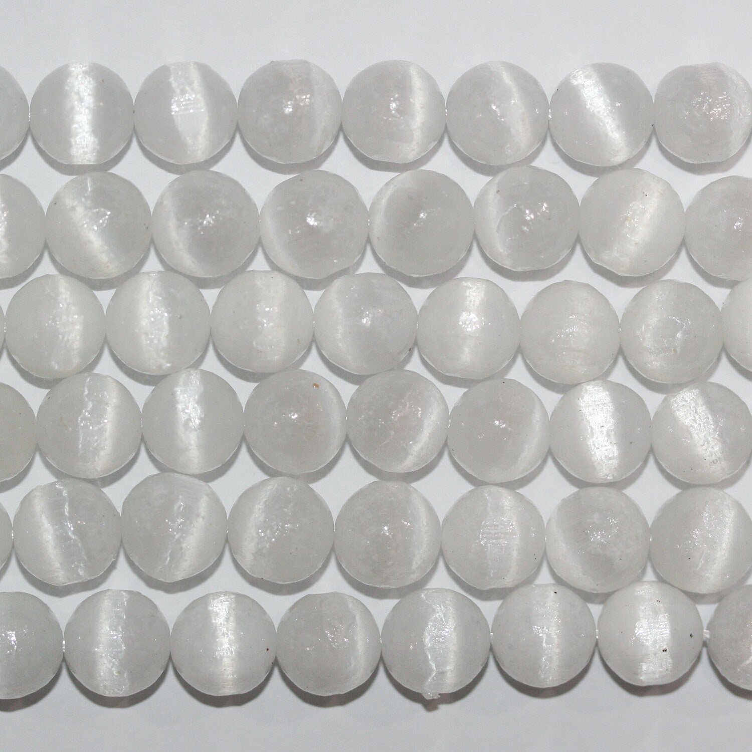 15" perles rondes lisses en sélénite de 10 mm - 39 cm