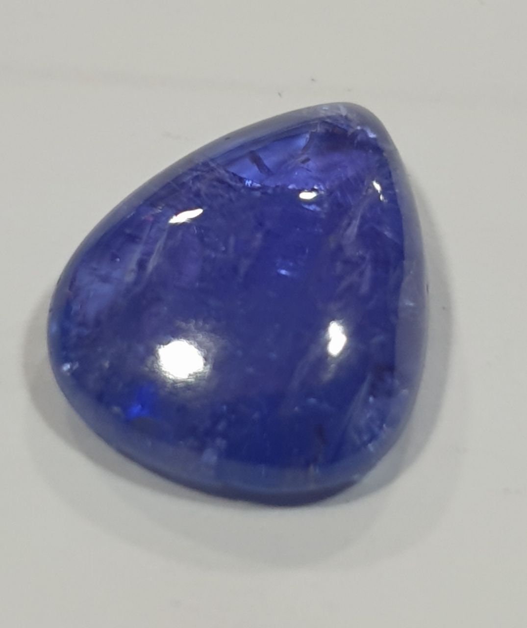 Natural Tanzanite Drop Cabochon 17.1x13.2mm.-(11ct)- Tanzania