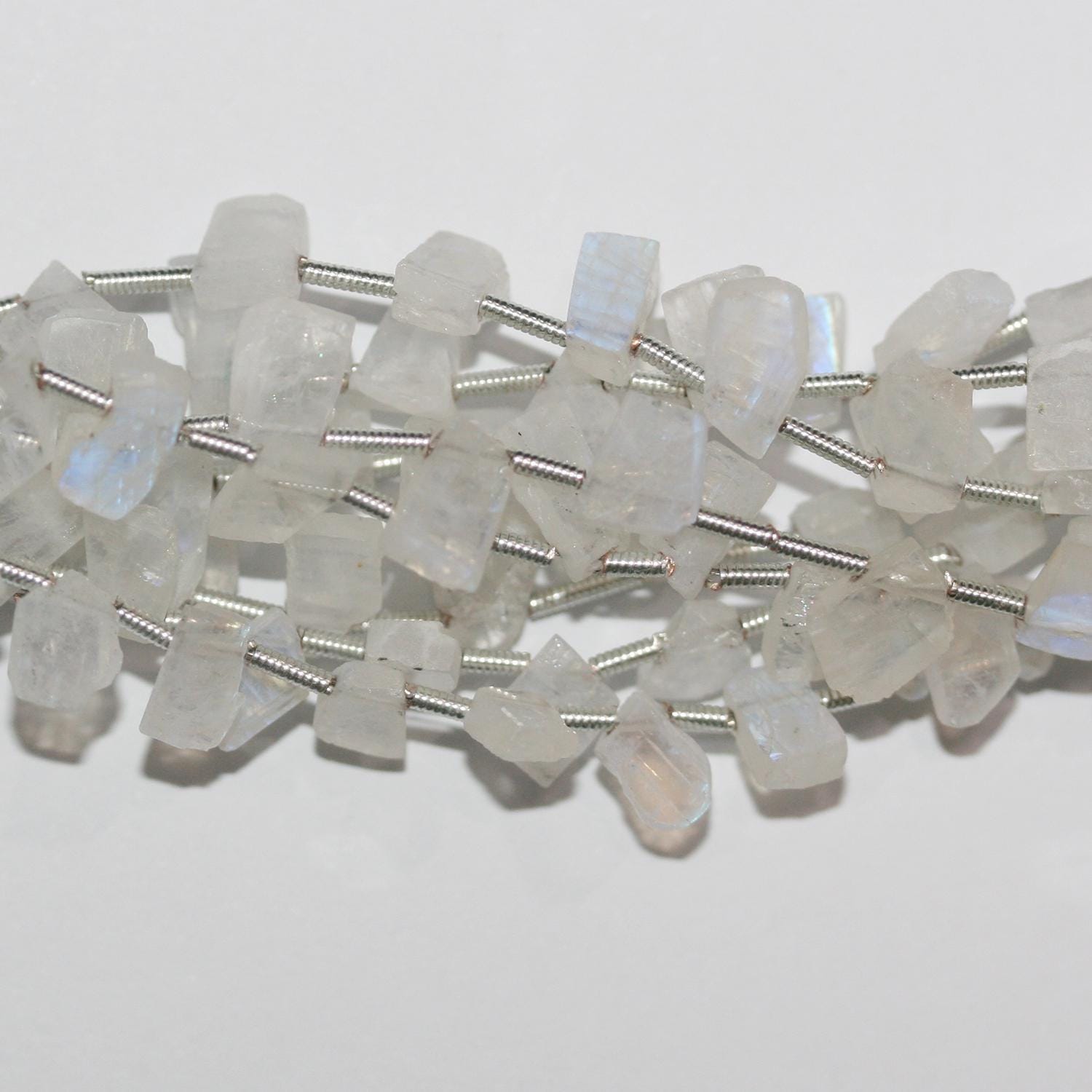 Perles plates lisses irrégulières en pierre de lune St 8" 7x5mm.-Environ-20cm.