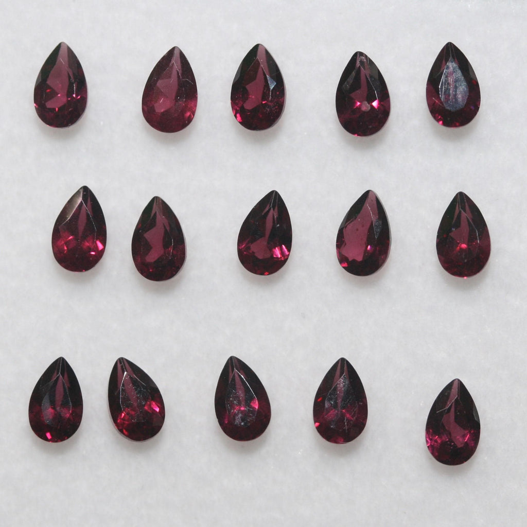Lote de Granate Rodolita Gota Facetada 5x3mm.- (15Pcs)