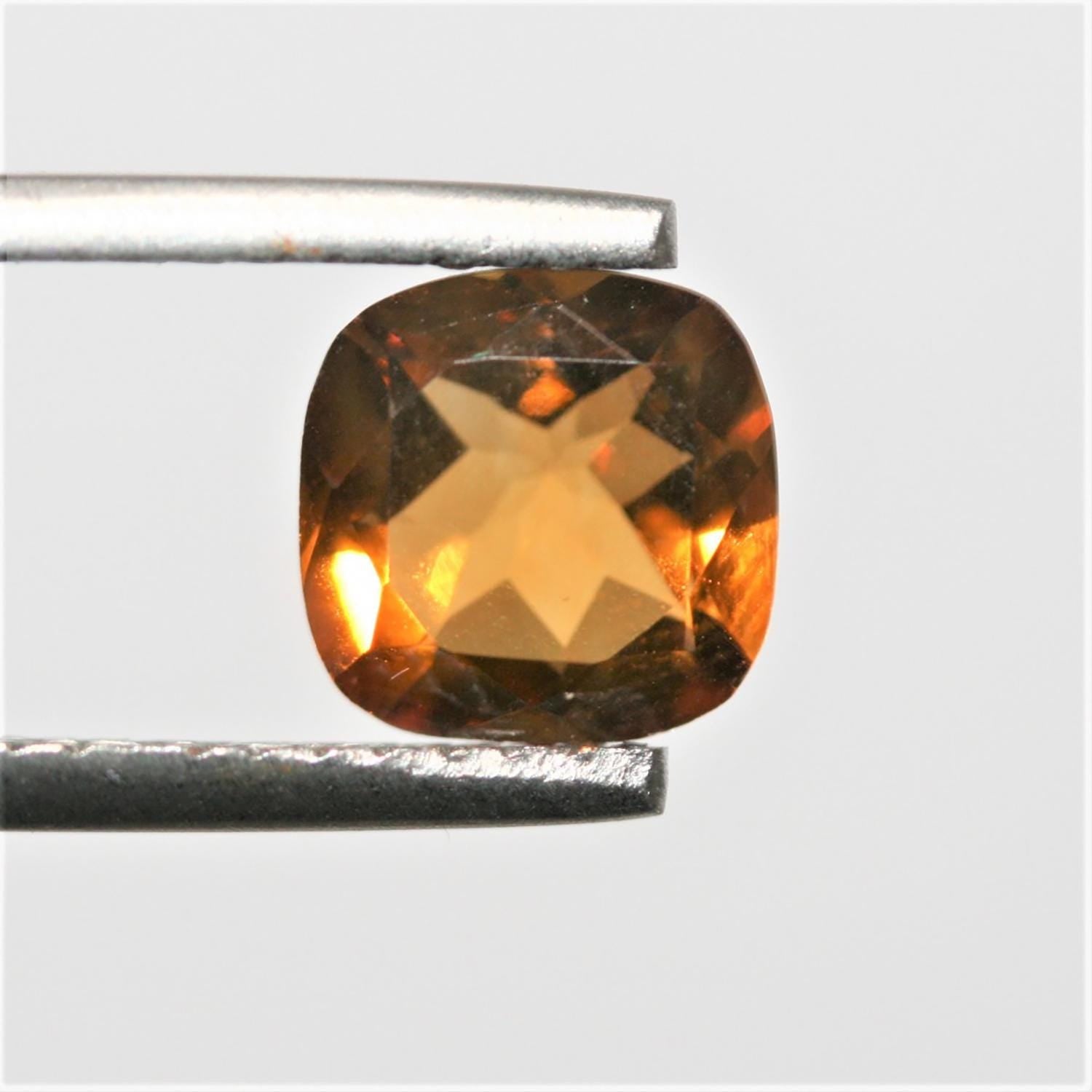 Lote de 2 piezas de citrino cuadrado facetado de 8 mm (2 piezas)