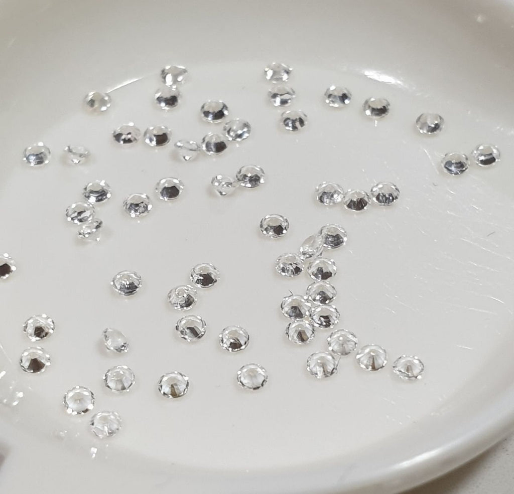 Lote de topacio blanco de 1,5 mm de corte redondo sin tratar. Gemas al por mayor. Proveedor de gemas DIY. Piedras auténticas. Gemas diminutas. Piedras pequeñas.