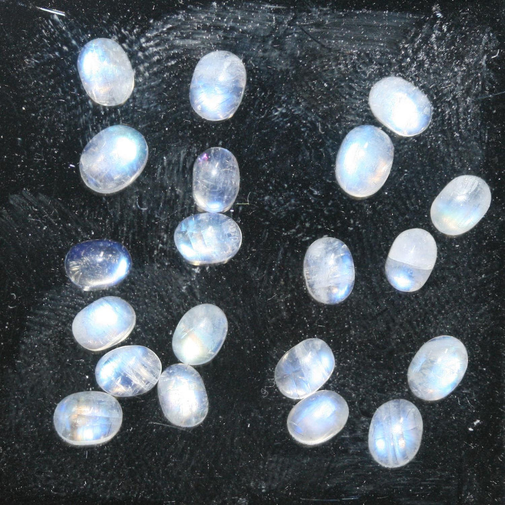 Pierre de lune bleue feu AAA, cabochon ovale lisse 4x3mm. (20 pièces)