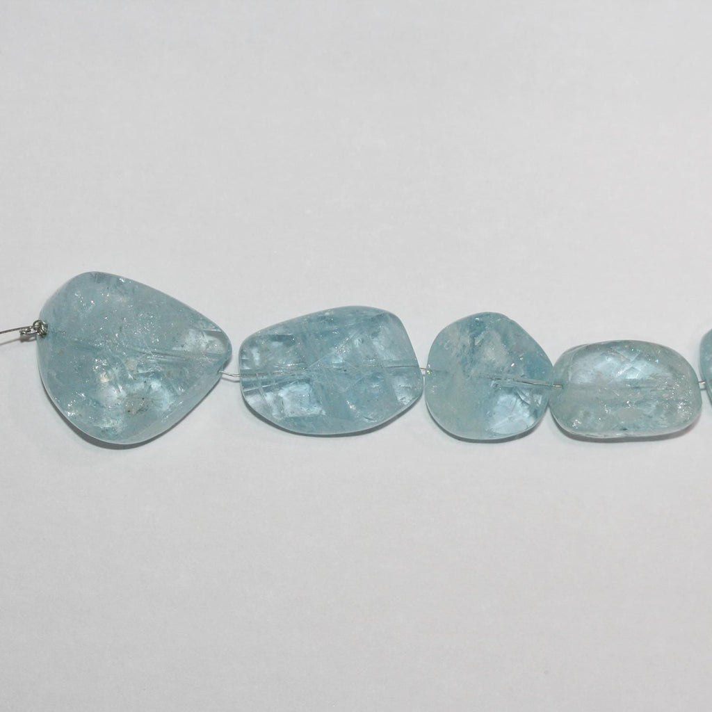 Perles de pépites d'aigue-marine AAA 14" St à facettes graduées de 9 à 20 mm environ - Fil de 35 cm.